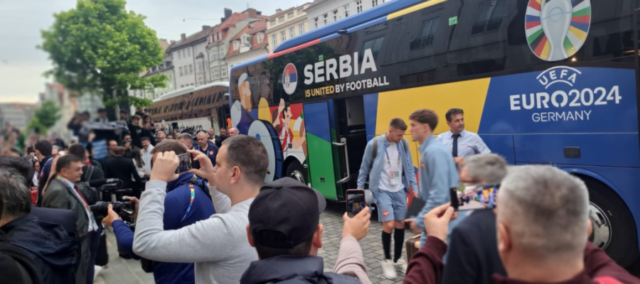 Fudbalska reprezentacija Srbije