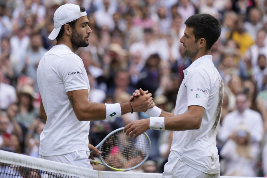 Mateo Beretini i Novak Đoković