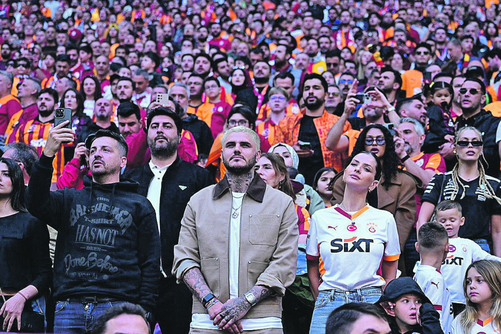 Mauro Ikardi i Marija Suarez Čina