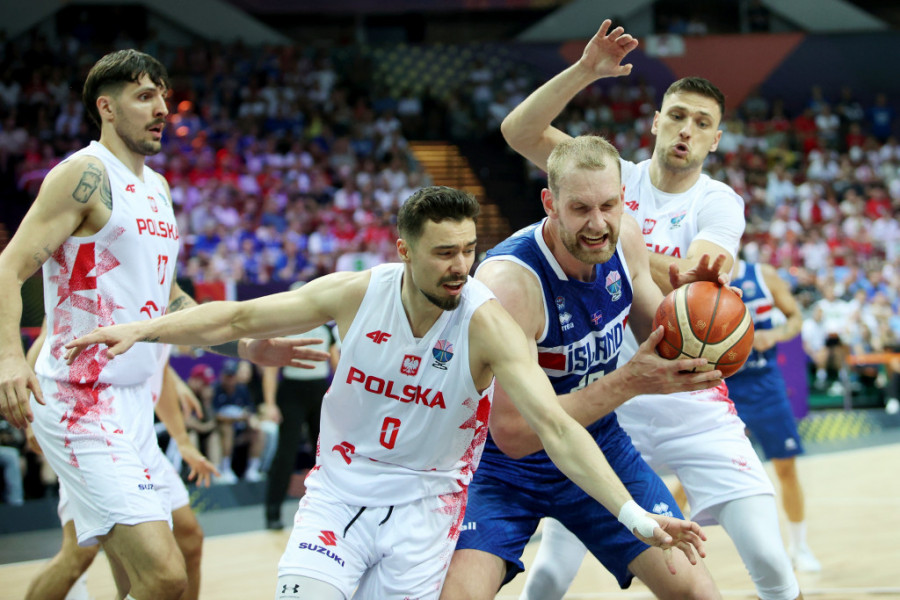 Island - Poljska
