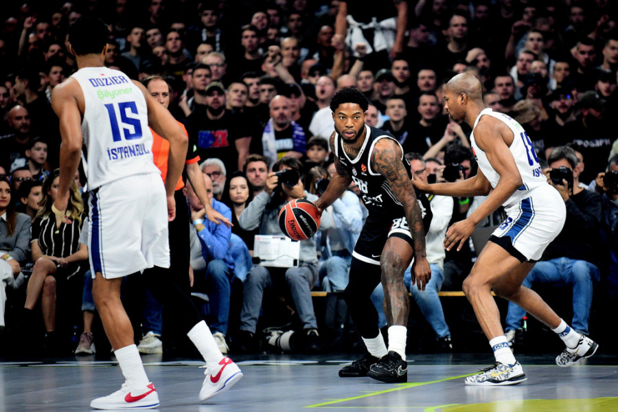 Partizan-Efes