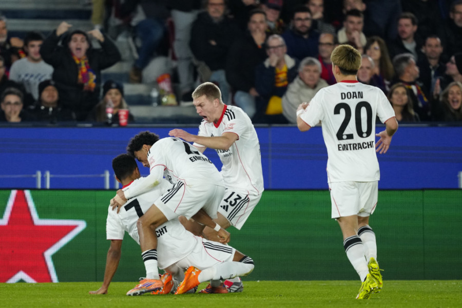 FK Ajntraht Frankfurt