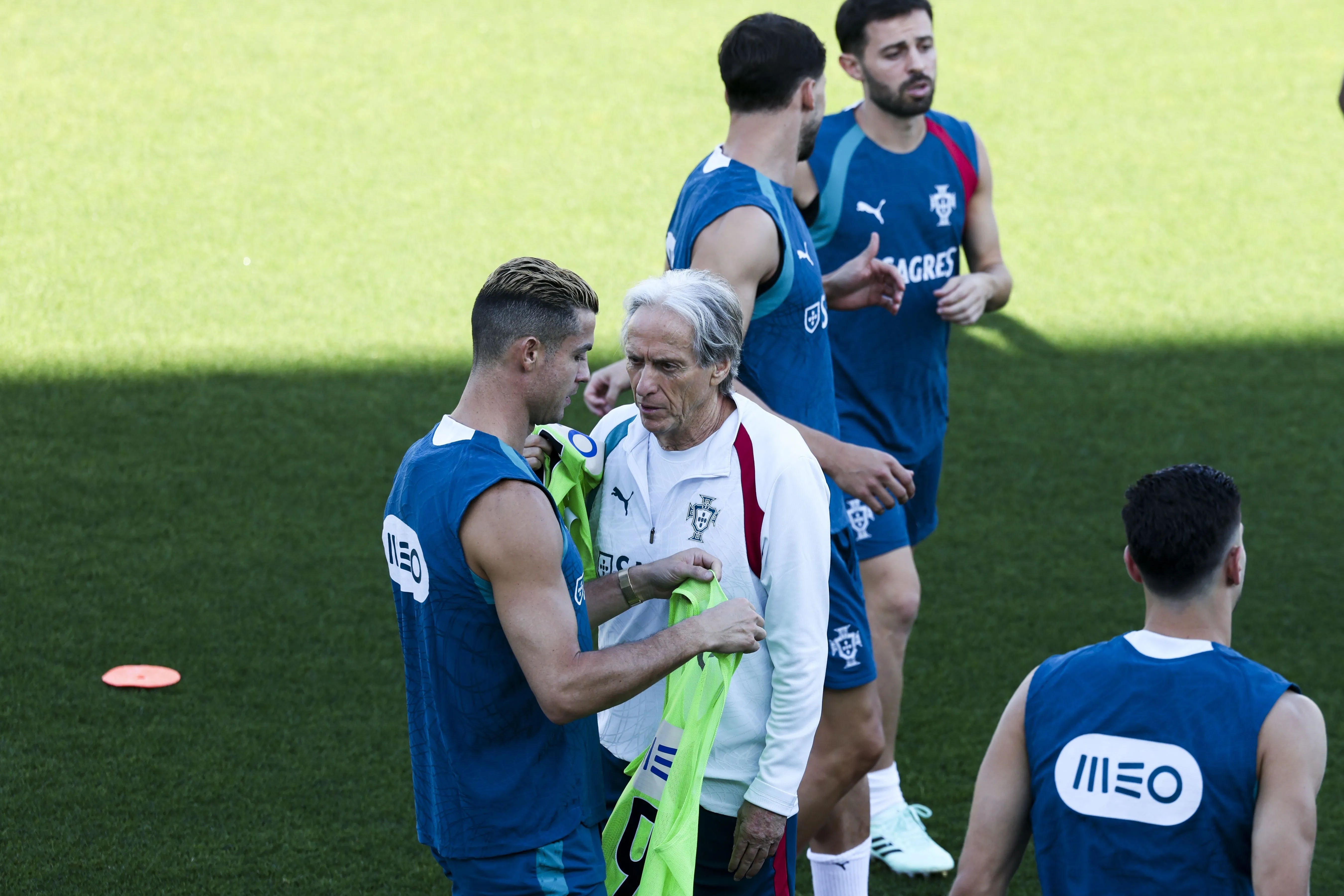 Kristijano Ronaldo i Žorž Žezus Kristijano Ronaldo i Žorž Žezus