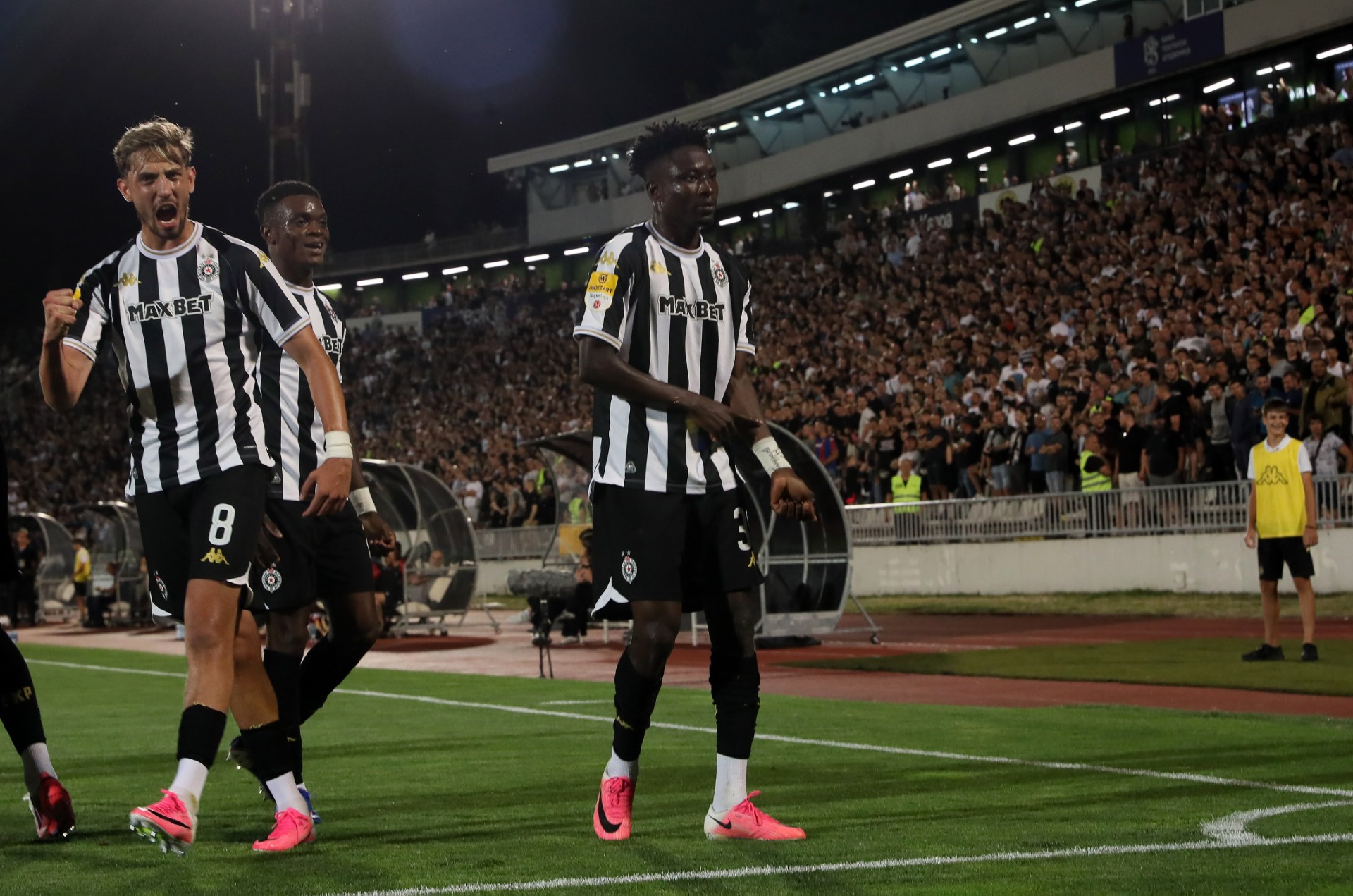 Partizan - Una &Scaron;trasen
