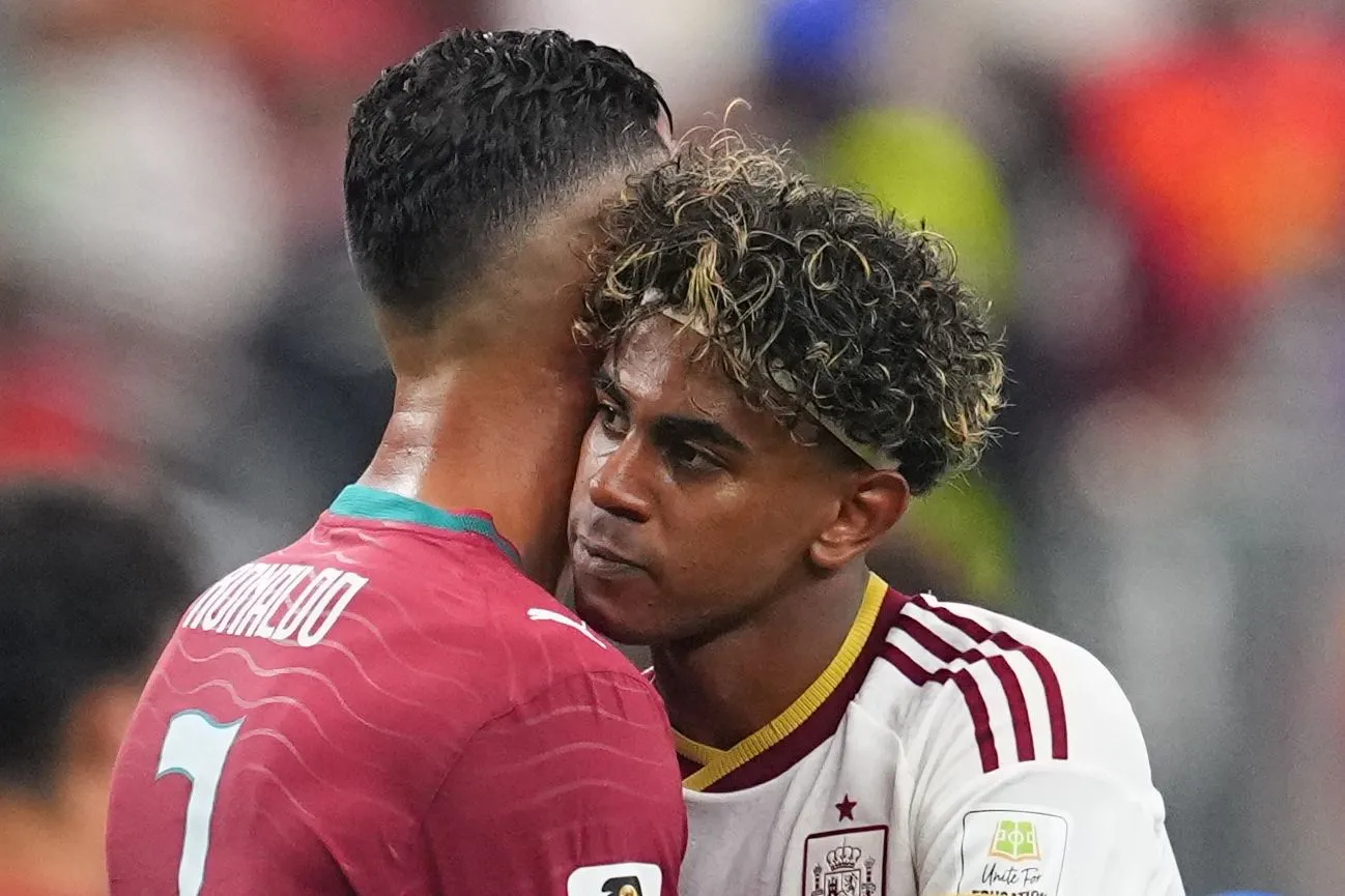 Lamin Jamal i Kristijano Ronaldo Lamin Jamal i Kristijano Ronaldo