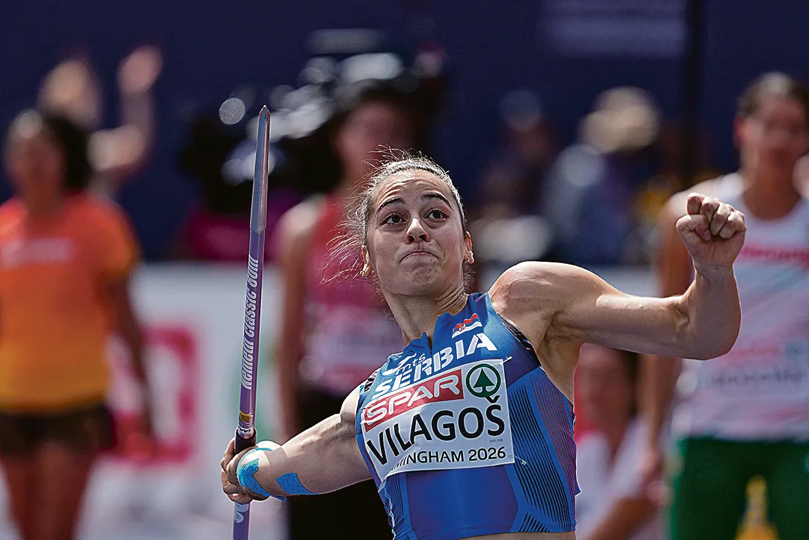 Adriana Vilagoš Adriana Vilagoš