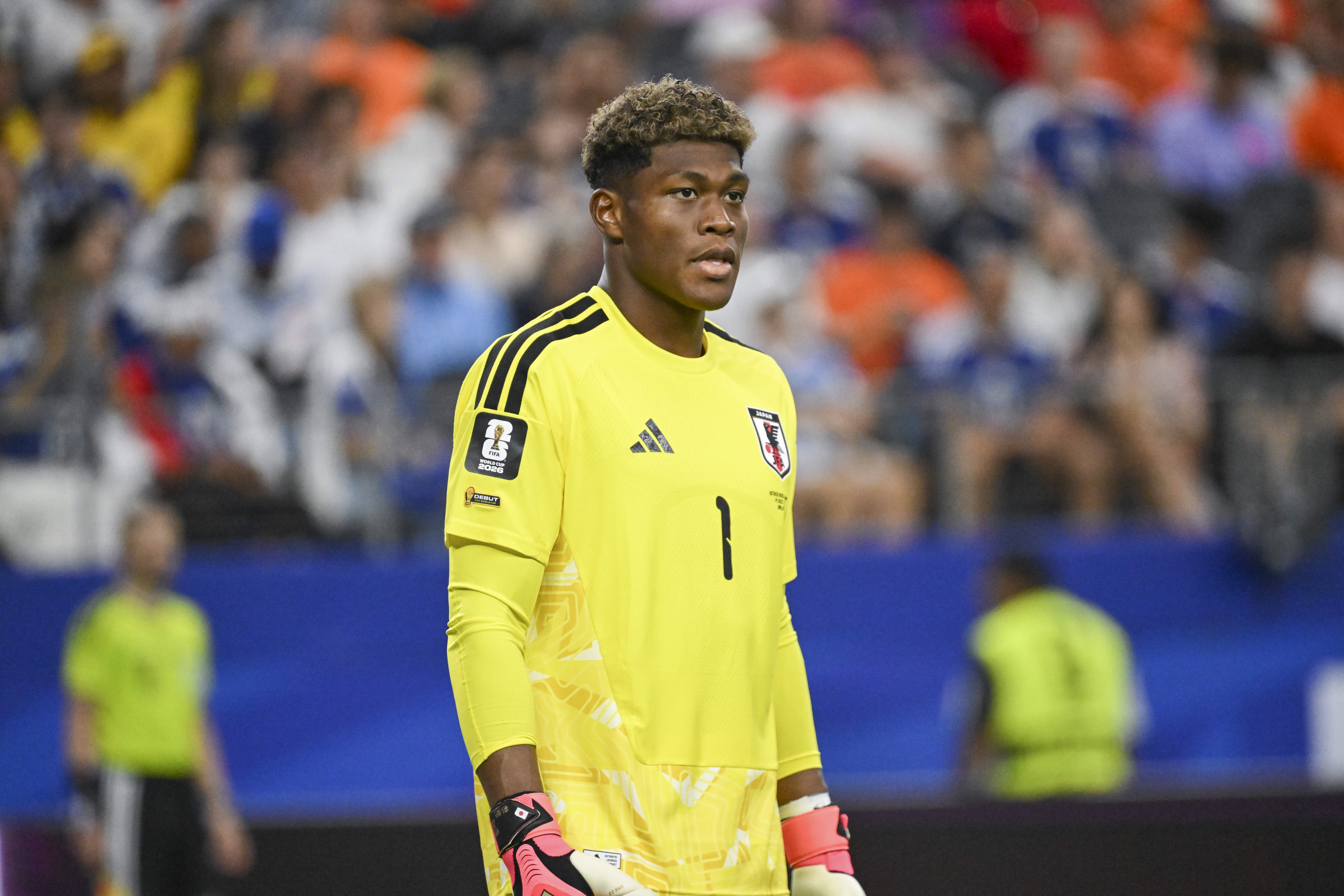 Zion Suzuki Zion Suzuki