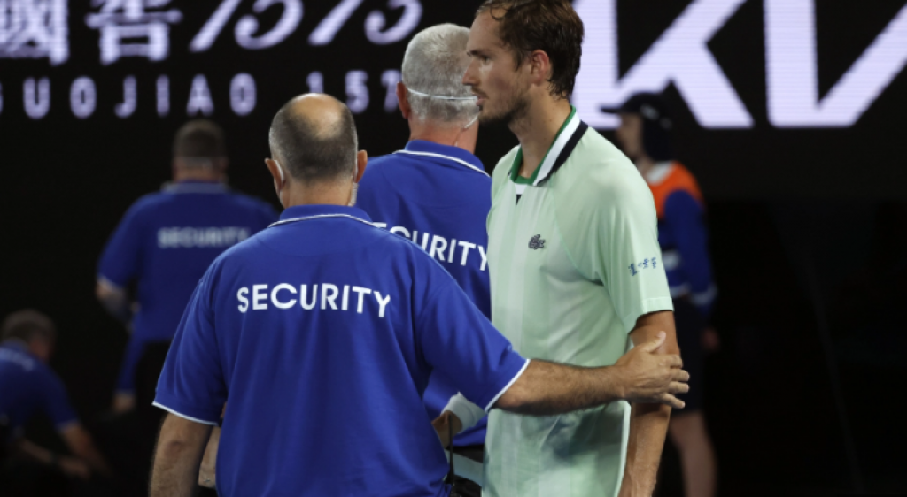 ŠTA ĆE NOLE REĆI NA OVE REČI RUSA Medvedev govorio pred četvrtfinalni meč na Australijan Openu