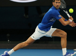 TEŠKA ŽIVOTNA PRIČA Nole trenirao sa atraktivnom srpskom teniserkom, pa dobio lekciju (VIDEO)