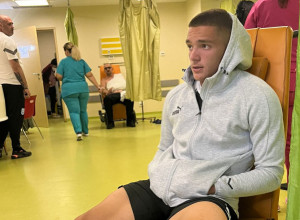 DAO GOL, PA ZAVRŠIO U URGENTNOM CENTRU Fudbaler Partizana hitno prebačen u bolnicu