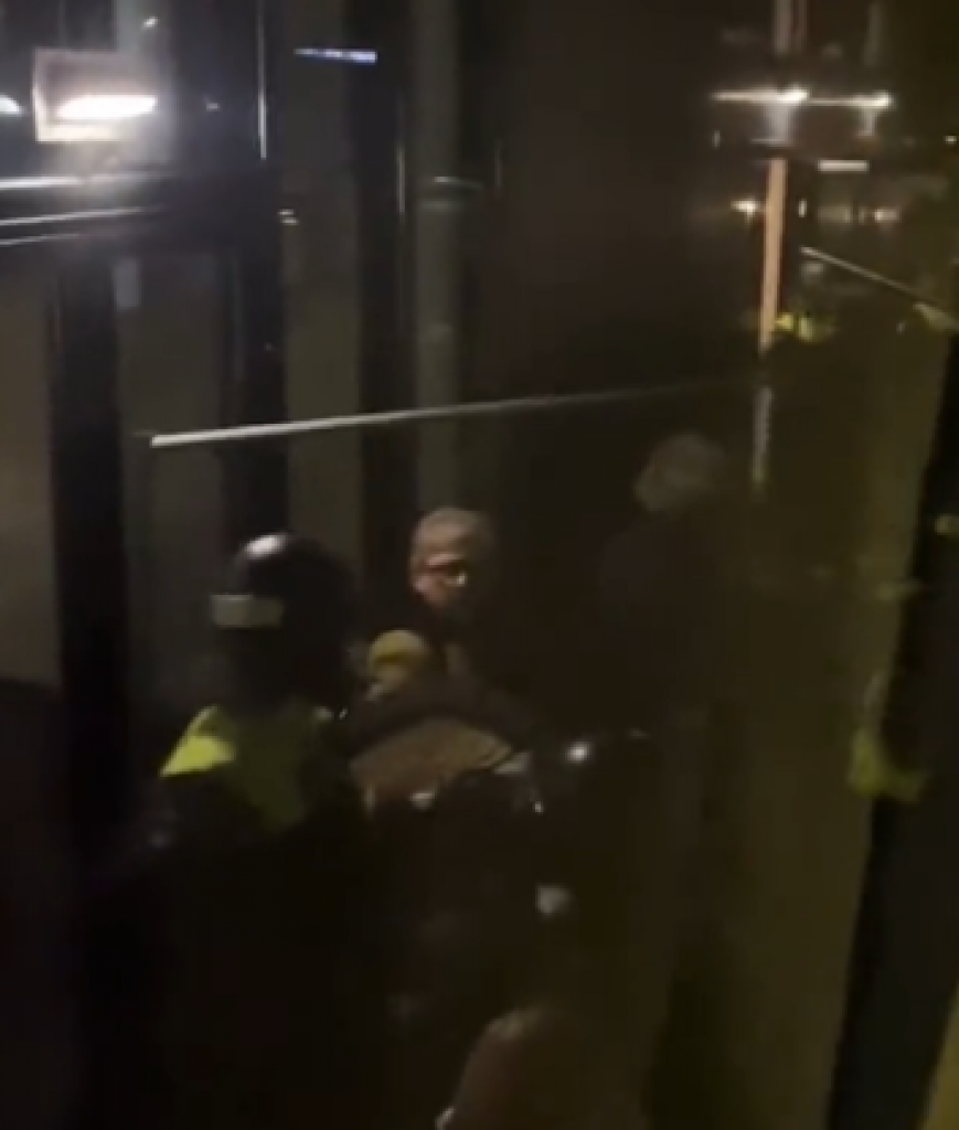 DETALJI HAOSA I HAPŠENJA Pankova napao redar, Srbin ga gurnuo, ovaj slomio ruku i udario glavom u zid