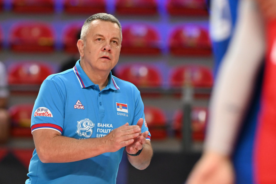 ODBOJKAŠI SRBIJE POLEĆU NA OLIMPIJSKE IGRE Igrači su motivisani i svesni da mogu da naprave iznenađenje