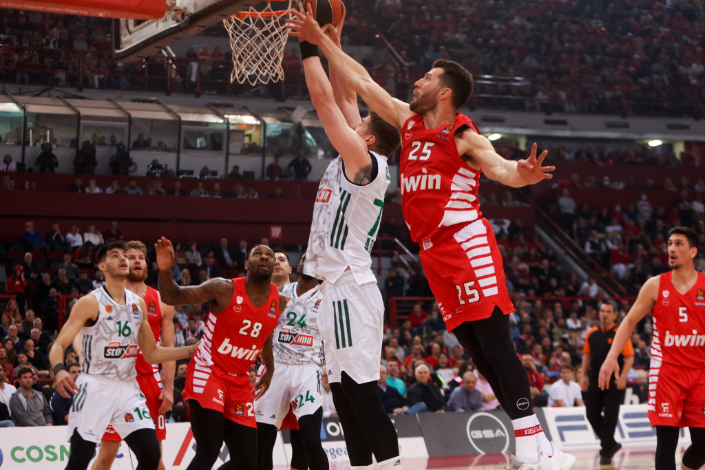 SRUŠIO SKUPOCENI PANATINAIKOS Košarkaš Olimpijakosa MVP prvog kola Evrolige