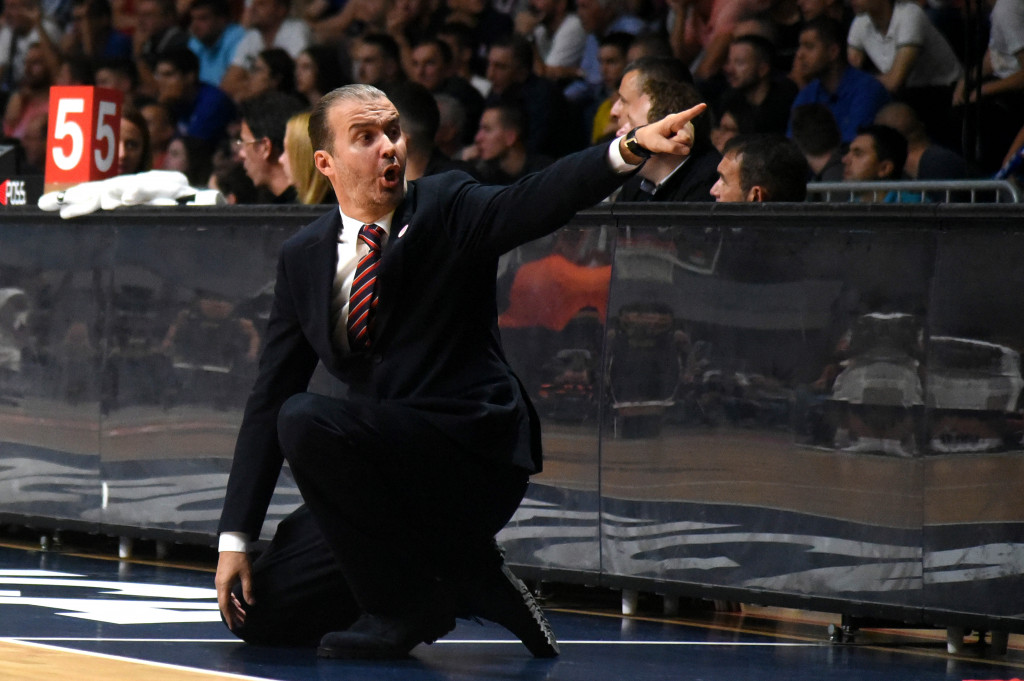 CEDEVITA OLIMPIJA SMENILA ITALIJANA Pjaniđani srušio Partizan, pa upao u krizu rezultata i dobio otkaz