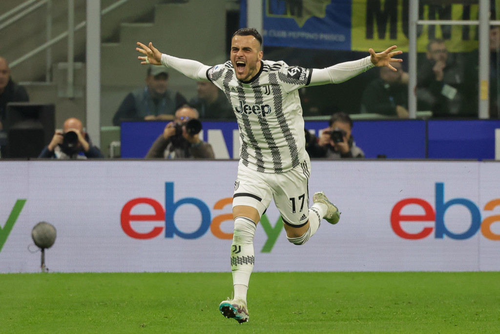 TORINO JE CRNO-BELE BOJE Juventus na krilima Kostića ukrotio "bikove"
