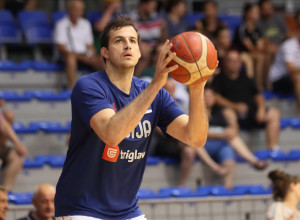 NEMANJA BJELICA SE VRAĆA KOŠARCI Srbin odlazi kod bivšeg trenera Crvene zvezde, dobio novi posao
