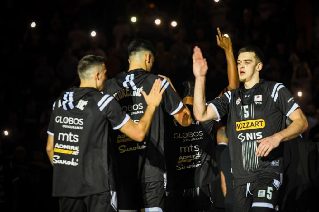 DA LI ĆE NEKO OD NJIH POJAČATI VEČITE RIVALE? Ovo je spisak igrača koji odmah mogu u Partizan ili Zvezdu