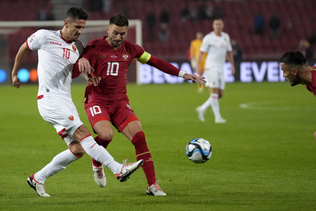 VRATIO SE Jovetić ponovo u klubu gde je sve počelo, već je zadužio opremu (FOTO)