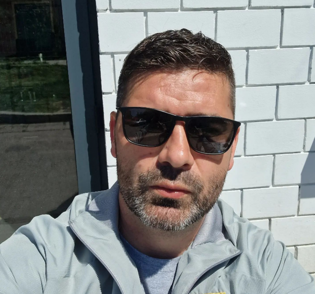 HEROJ SRPSKOG FUDBALA OBJASNIO POTEZ O KOJEM BRUJI SRBIJA Namerno dao autogol, pa za "Alo" otkrio šta se stvarno desilo