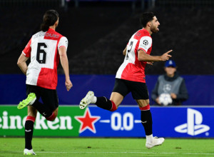 PARTIJA FEJENORDA IZ SNOVA Lacio razbijen u Roterdamu