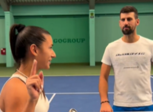 ONA SPREMA NOLETA Zgodna srpska teniserka ozbiljno namučila Đokovića, ispunila mu je obećanje (VIDEO)