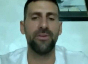 NOVAK UPUTIO IZVINJENJE FRANCUZIMA Đoković ostao zaglavljen na aerodromu, imao je problema sa letom (VIDEO)