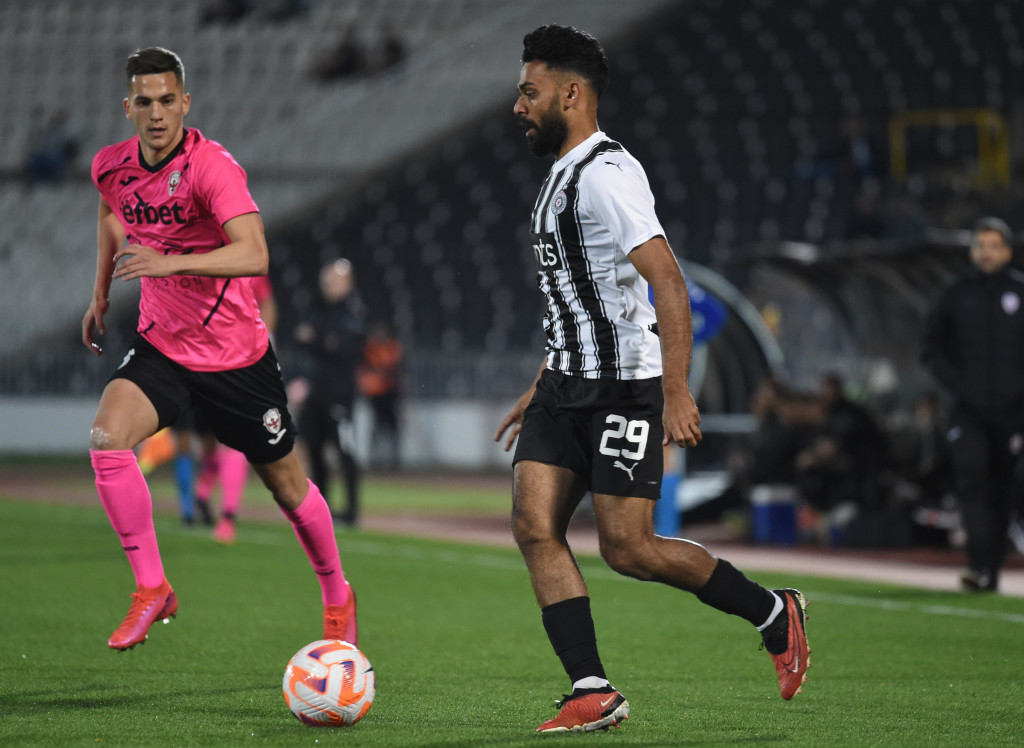 NIKOLIĆ NAŠAO PUT DO OSMINE FINALA Partizan se pomučio na Ubu, ali na kraju savladao Jedinstvo