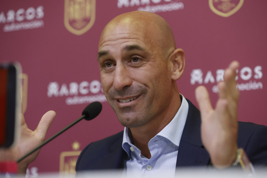 FIFA BEZ MILOSTI Luis Rubijales izbačen iz fudbala na tri godine