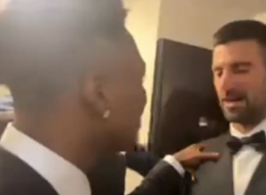NOVAK JE NOVO POJAČANJE MILANA Đoković ubedio popularnog Jutjubera da je fudbaler, pogledajte njegovu reakciju kada ga je ugledao (VIDEO)
