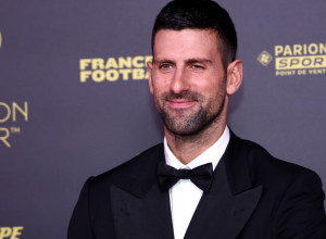 NOVAK KORISTI SVAKU PRILIKU DA UŽIVA Đoković došao da gleda Juventus, navijači Milana se razbesneli (VIDEO)