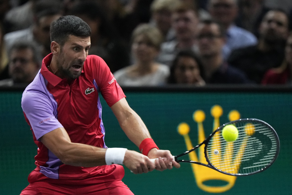 NOVAK IZVEO MAGIJU, PA OSTAO IMPRESIONIRAN Pogledajte savršen volej srpskog tenisera