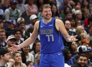 DONČIĆ PREBOLEO DENVER I JOKIĆA Dalas pobedio Šarlot, Luka kreirao veliki preokret (VIDEO)
