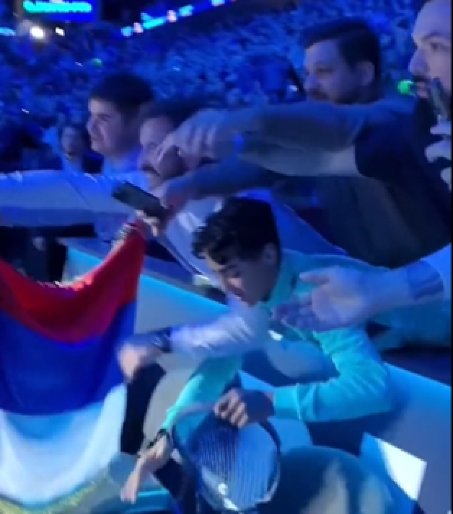 KAKVA LUDNICA! I Noletov slomljeni reket može da donese veliku radost (VIDEO)