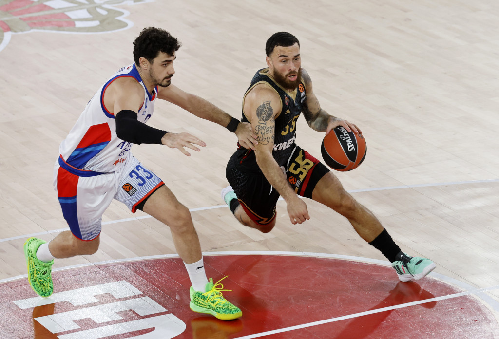 TURCI NARPAVILI BREJK Efes na krilima Larkina i Buboe srušio Monako u gostima
