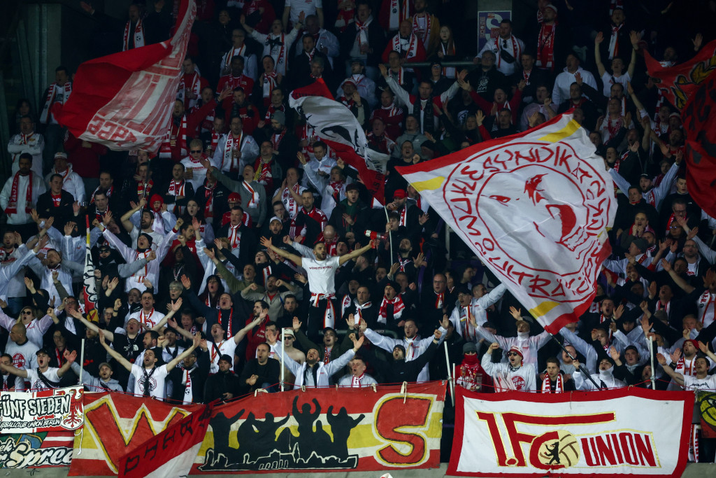 ISTORIJA U BUNDESLIGI Lepa Mari postaje prva žena trener u Nemačkoj, a i u Ligi šampiona (FOTO)