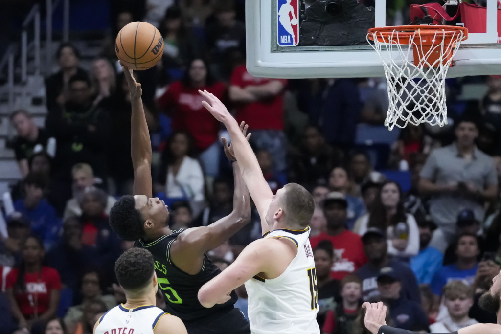 MAGIČNO VEČE DŽOKERA ZA PAMĆENJE Nikola upisao brutalan tripl-dabl i izjednačio rekord legende NBA lige