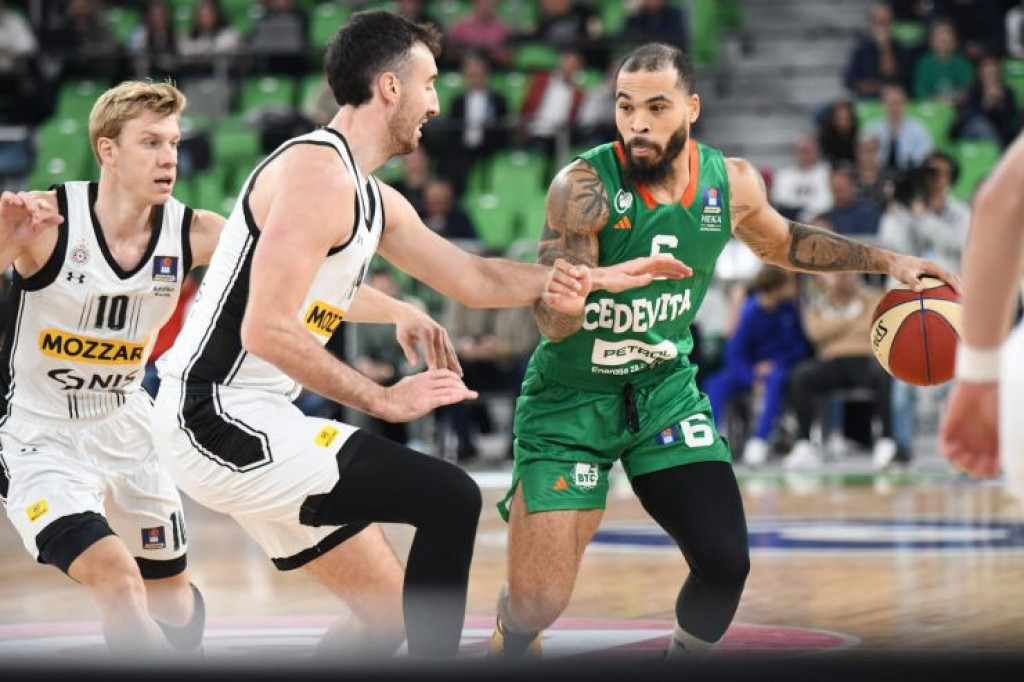 JAKA BLAŽIČ JE STREPTOMICIN ZA PARTIZAN Crno-beli posle nove drame pali u Ljubljani