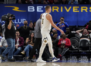 JOKIĆ PECNUO MELOUNA "Malo se promenio, to novac uradi ljudima"