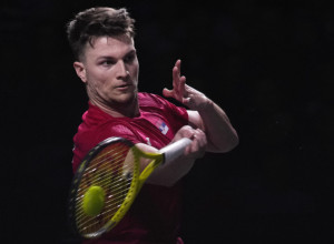 LOŠ DAN ZA SRPSKI TENIS Eliminisan i Miomir Kecmanović