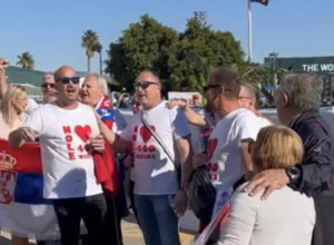 OKUPACIJA MALAGE Evo šta su naši navijači pevali Novaku (VIDEO)