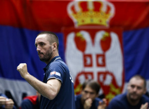 OVU BOMBU LJUBIO JE VIKTOR TROICKI Raskinuli su, on oženio njenu koleginicu, a ona zavolela fudbalera (FOTO)