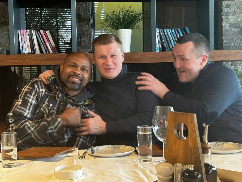 BOKS JE NAČIN ŽIVOTA I PUT KA USPEHU Džons junior, Povetkin i Lebedev gosti BSS povodom izgradnje Nacionalnog centra