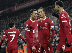 DAJE SE U BIZNIS Fudbaler Liverpula kupuje slavni francuski klub