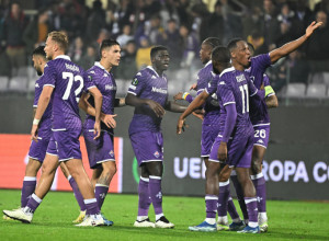 RAČIĆ SVE BLIŽI ISPADANJU Fiorentina petardirala Sasuolo i gurnula ga na ivicu ambisa