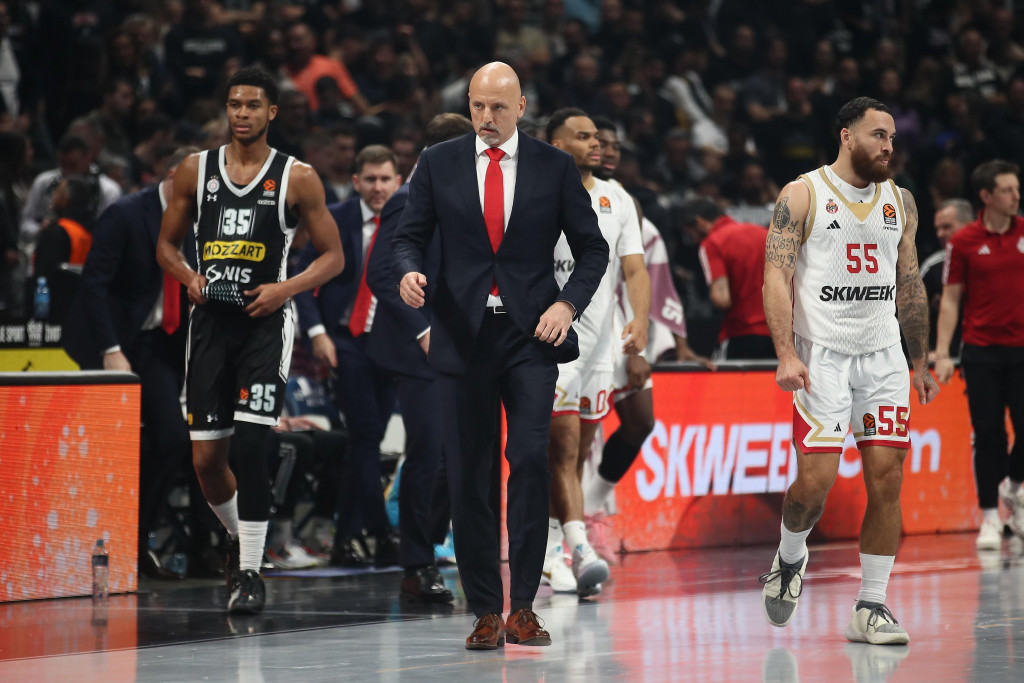 OBRADOVIĆ IDE U POLUFINALE Džaba i sjajni srpski centar