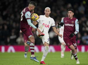 VEST HEMU LONDONSKI DERBI Everton deklasirao Njukasl