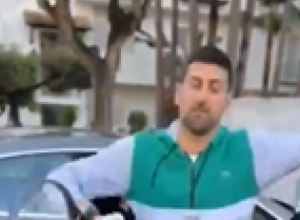 ŠTA URADI ĐOKOVIĆ Zbog jezive Novakove šale svima se digla kosa na glavi, posle šoka usledio je smeh (VIDEO)