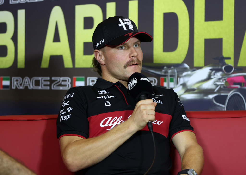 Zvezda Formule 1 sakupila 150.000 dolara prodajom kalendara s nagim fotografijama