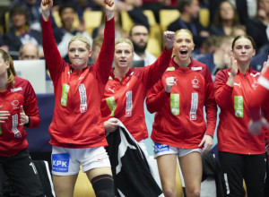 PREKO ŠVEDSKE DO "UTEŠNE" MEDALJE Dankinje osvojile bronzu na Svetskom prvenstvu