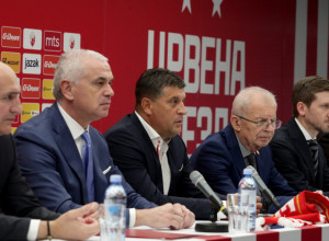 ZVEZDA JE ZA MENE NEŠTO DRUGAČIJE "Ni na momenat nisam razmišljao, poraz u derbiju nije smak sveta, biće odlazaka i dolazaka"